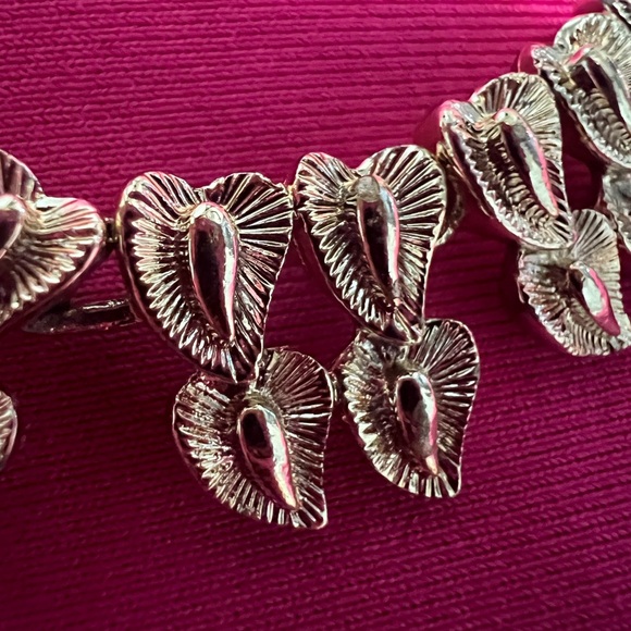 Vintage - Coro  Silver Tone -Neclkace - Picture 2 of 13